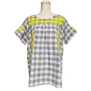 SEE AND BE SEEN WOMENS CUTE BLUE & WHITE CHECKERED TOP WITH EMBROIDERY SIZE L